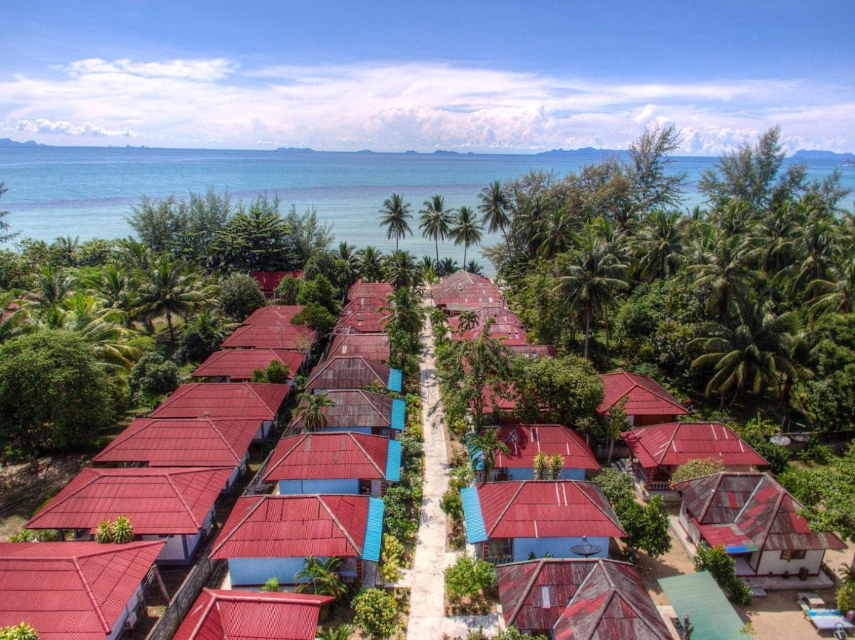 Sawai Home Resort Nathon Extérieur photo