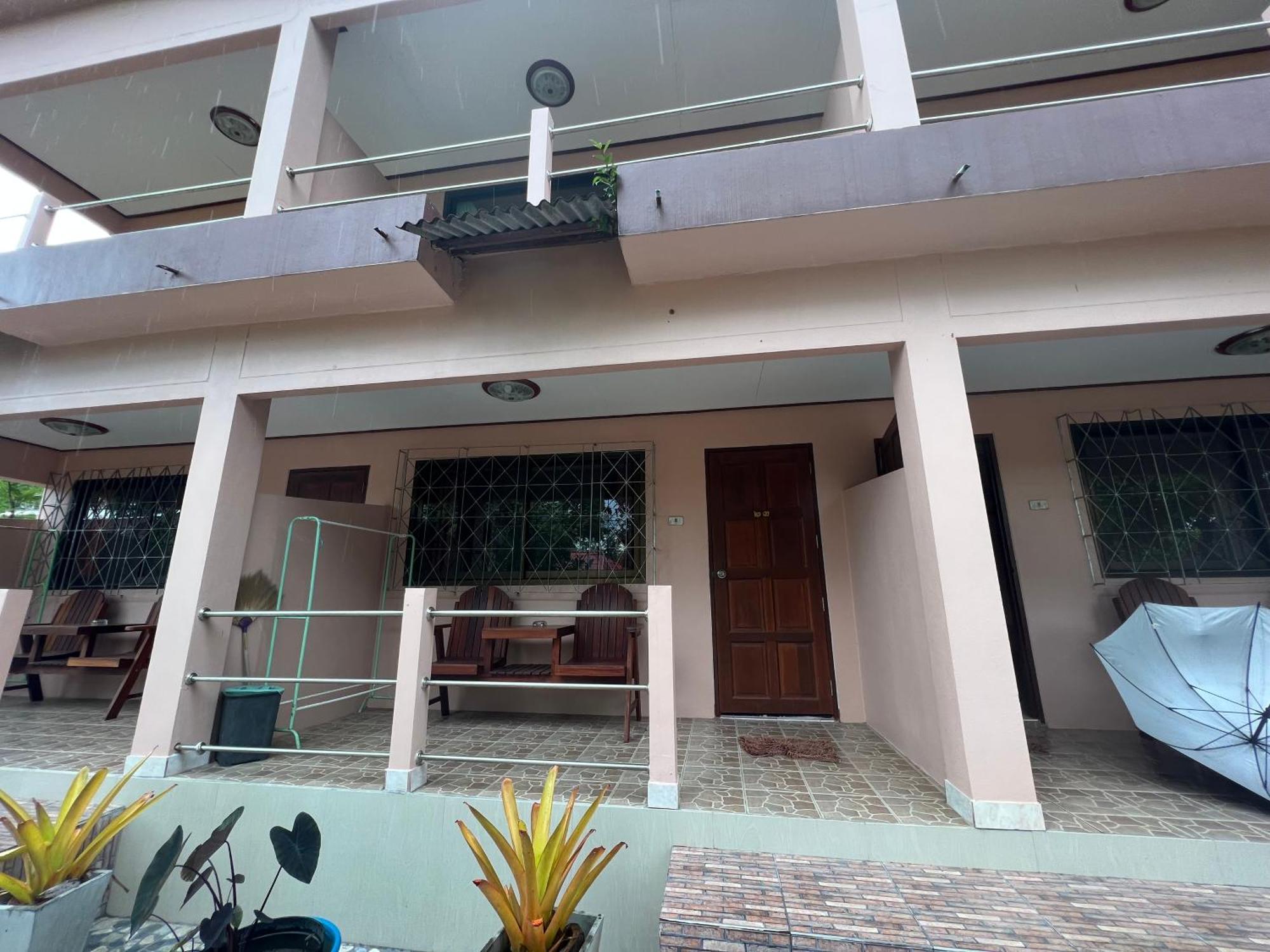 Sawai Home Resort Nathon Extérieur photo